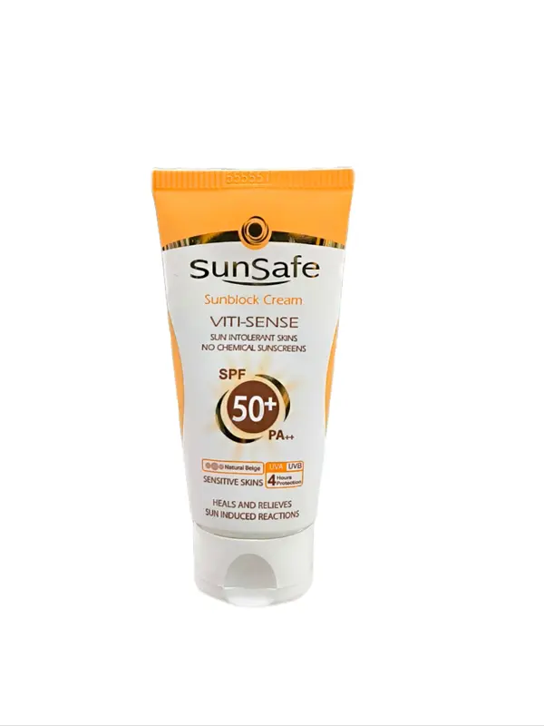 کرم ضد آفتاب رنگی پوست حساس فاقد جاذب شیمیایی spf50 سان سیف